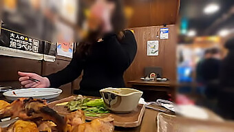 Voyeur Jepang Asli Menangkap Wanita Cantik dengan Pantat Besar dalam Aksi