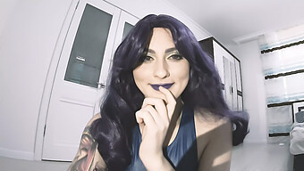 Obří Cosplay Hvězda Psylocke Chytí Cizince Ve Svém Pokoji A Nutí Ho Sledovat, Jak Si Užívá S Dildem - S 18letou, Chlupatou A Stříkající Akcí