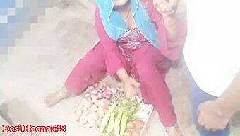 Desi Housewife Gets Her Ass Fucked By A Vegetable Vendor In Dog Style