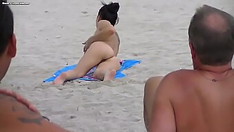 Amateur Couple'S Outdoor Exhibitionism On The Beach