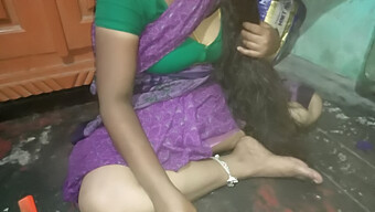 Indian Housewife'S Wet And Wild Pissing Adventure