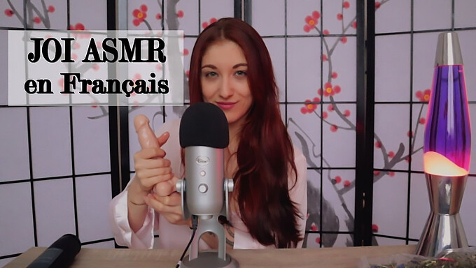 Η κοκκινομάλλα έφηβη Trish Collins' POV ASMR τραβάει το βίντεο με οδηγίες με παιχνίδια και αγγλικούς υπότιτλους