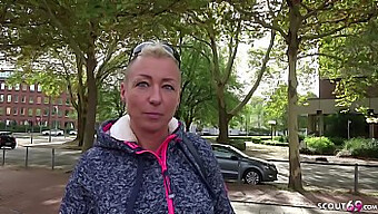 Deutscher Truppenrekrutierer Hat Tiefen Analsex Mit Milf Mandy Während Eines Straßencastings