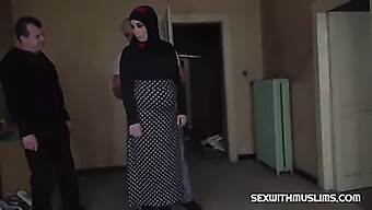 Arab Girl'S Pussy Gets Fucked In Hd Video.