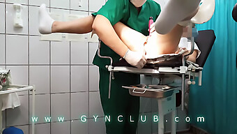 Latex-Clad Babe Gets Off On Gynecological Chair