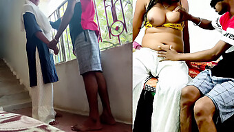 Indian Aunty'S Public Nudity And Creampie In Gandhi Gali