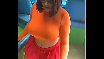 Velma'S Seductive Skills On Display